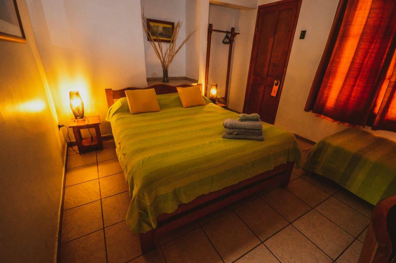 Hostal El Punto ลาเซเรนา ภายนอก รูปภาพ